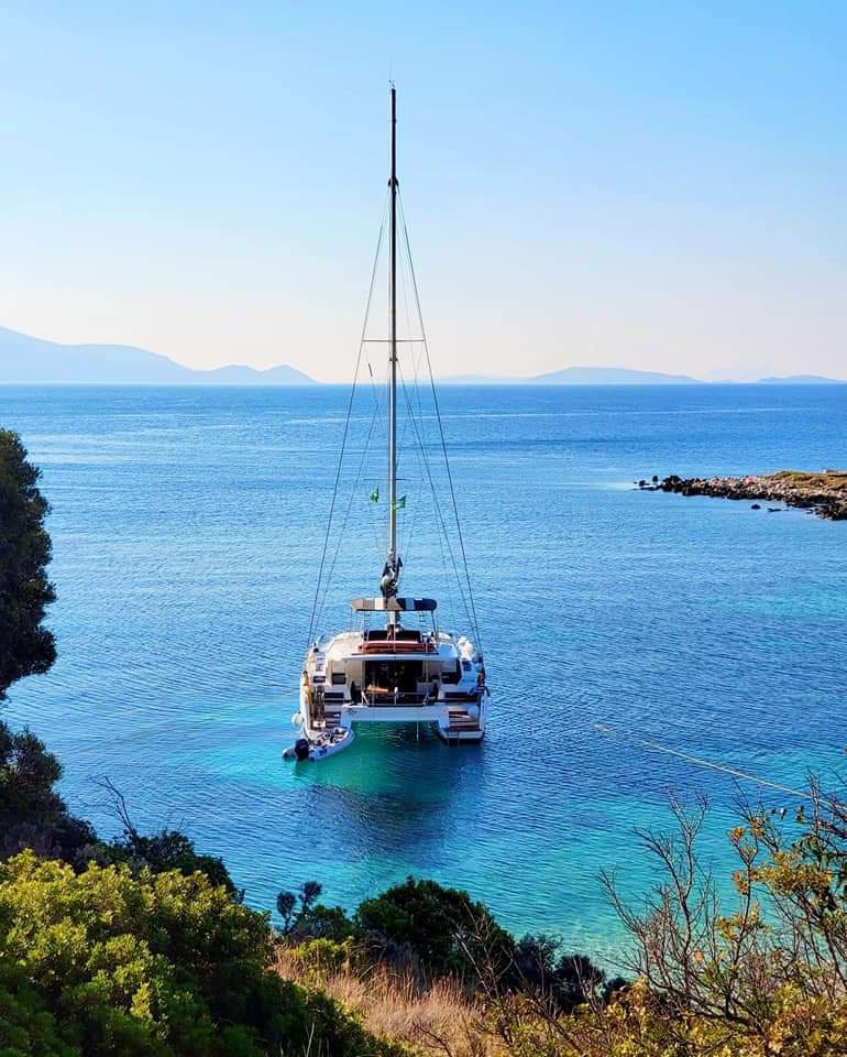 Photo #5 - Lagoon 450 F - 4 + 1 cab. (Oceana) en Athènes - 31339