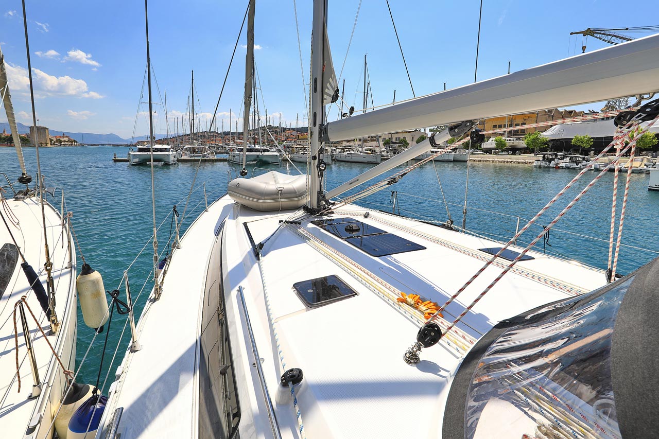 Photo #4 - Bavaria Cruiser 46 - 4 cab. (Avior) in Biograd - 31389