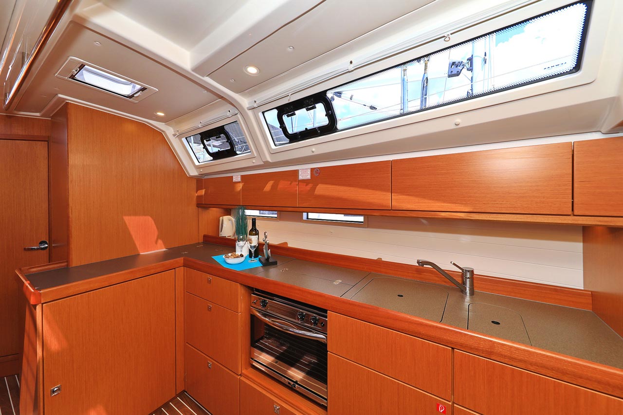 Photo #15 - Bavaria Cruiser 46 - 4 cab. (Avior) in Biograd - 31389