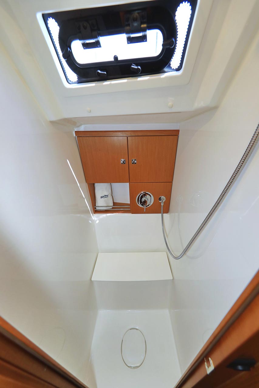 Photo #30 - Bavaria Cruiser 46 - 4 cab. (Avior) in Biograd - 31389