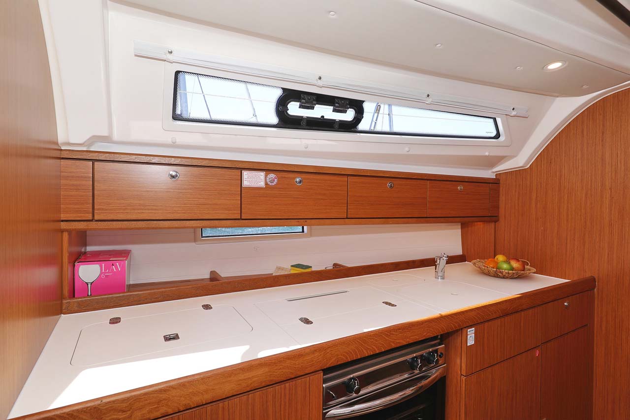 Photo #15 - Bavaria Cruiser 41 Style (Madrugada) en Murter - 31431