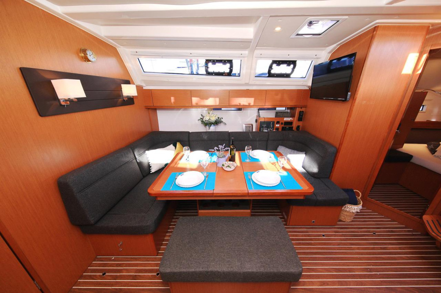 Photo #3 - Bavaria Cruiser 46 - 4 cab. (Taurus) in Biograd - 31440