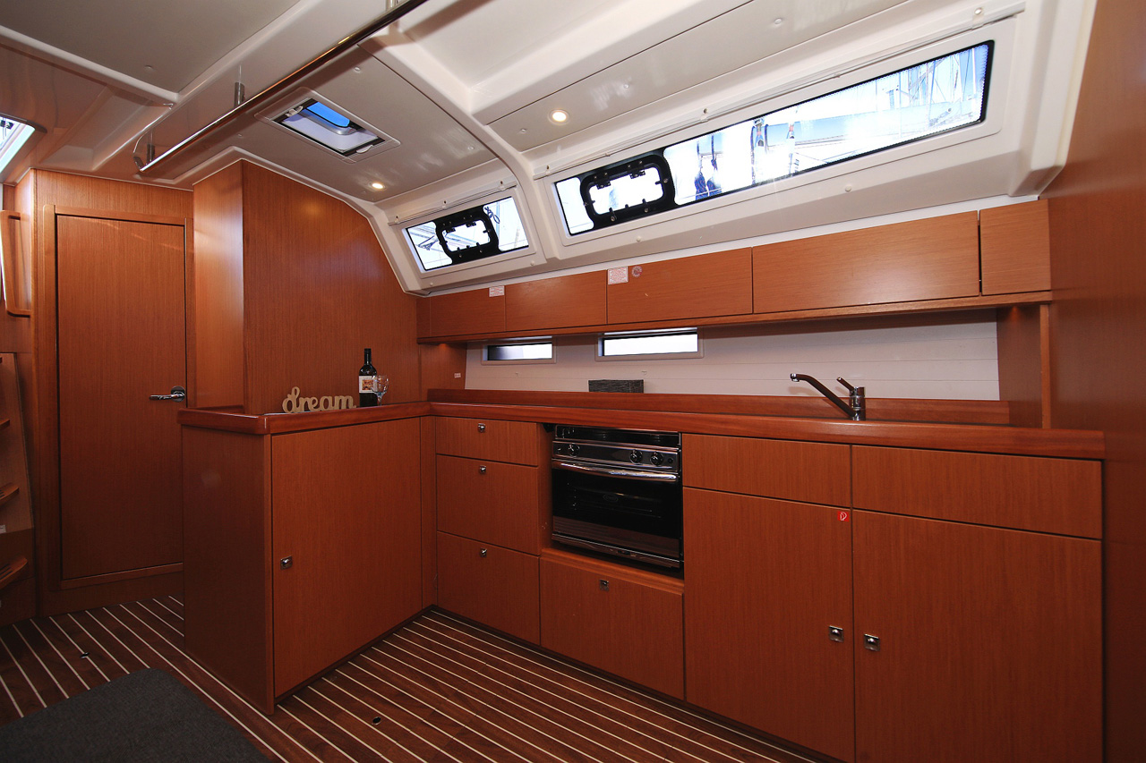 Photo #18 - Bavaria Cruiser 46 - 4 cab. (Kneginja) in Biograd - 31441