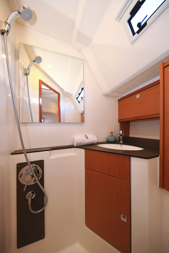 Photo #4 - Bavaria Cruiser 46 - 4 cab. (Kneginja) in Biograd - 31441