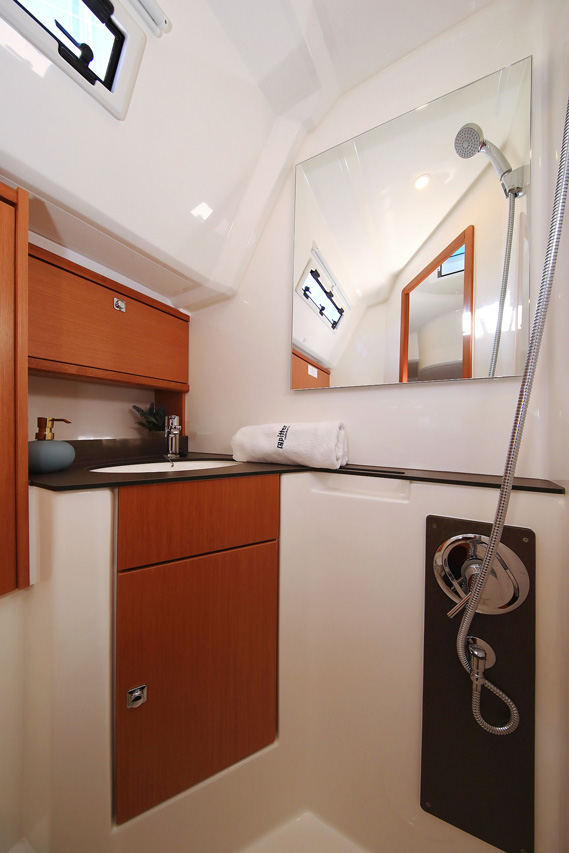 Photo #6 - Bavaria Cruiser 46 - 4 cab. (Kneginja) in Biograd - 31441