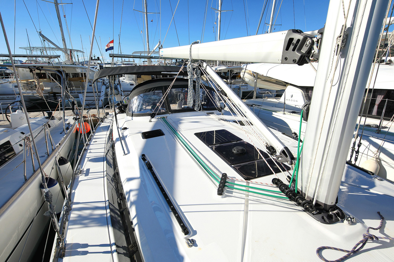 Photo #6 - Bavaria Cruiser 46 - 4 cab. (Saphir) en Trogir - 31442