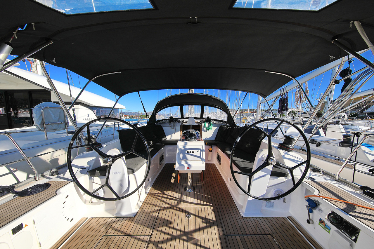 Photo #7 - Bavaria Cruiser 46 - 4 cab. (Saphir) en Trogir - 31442