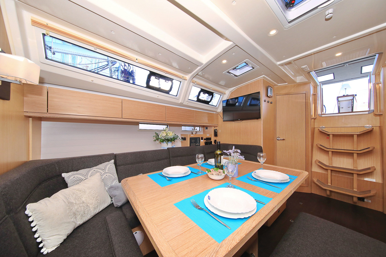 Photo #17 - Bavaria Cruiser 46 - 4 cab. (Saphir) en Trogir - 31442