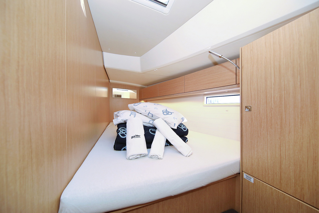 Photo #21 - Bavaria Cruiser 46 - 4 cab. (Saphir) en Trogir - 31442