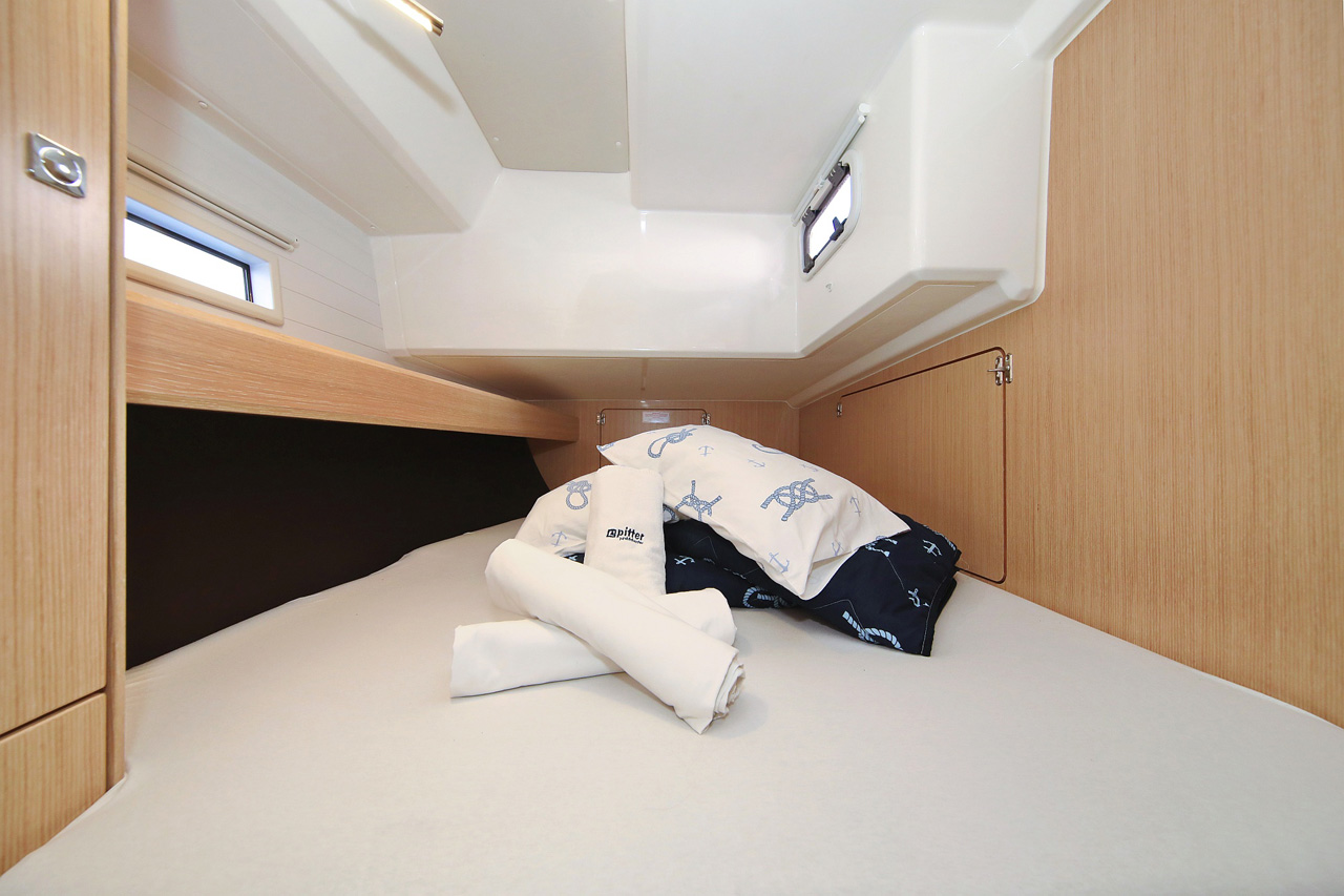 Photo #23 - Bavaria Cruiser 46 - 4 cab. (Saphir) en Trogir - 31442