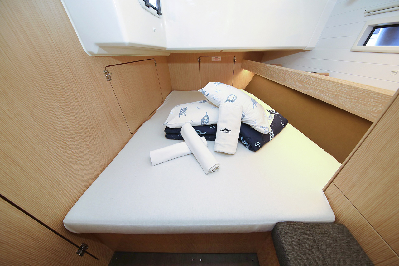 Photo #25 - Bavaria Cruiser 46 - 4 cab. (Saphir) en Trogir - 31442