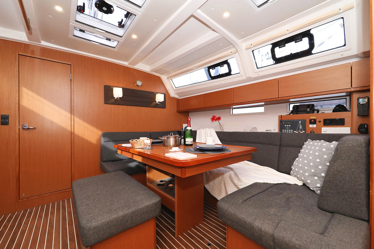 Photo #8 - Bavaria Cruiser 46 - 4 cab. (Bella III) en Biograd - 31443