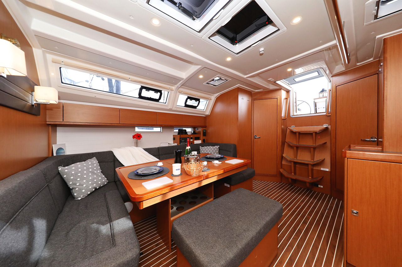 Photo #12 - Bavaria Cruiser 46 - 4 cab. (Bella III) en Biograd - 31443