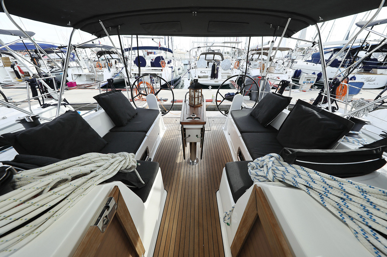 Photo #9 - Bavaria Cruiser 46 - 4 cab. (Silence four) in Biograd - 31445