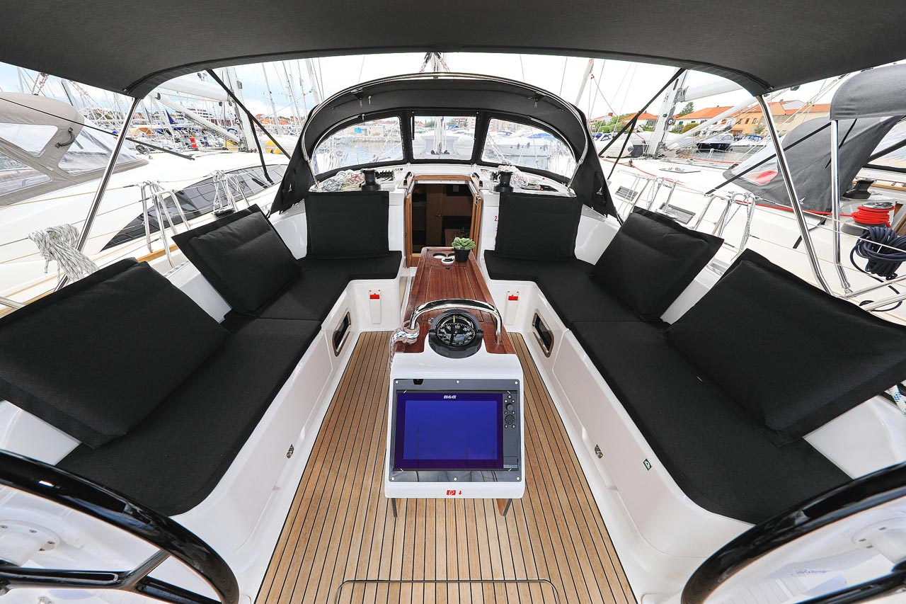 Photo #6 - Bavaria Cruiser 46 - 4 cab. (Abiona) in Biograd - 31447