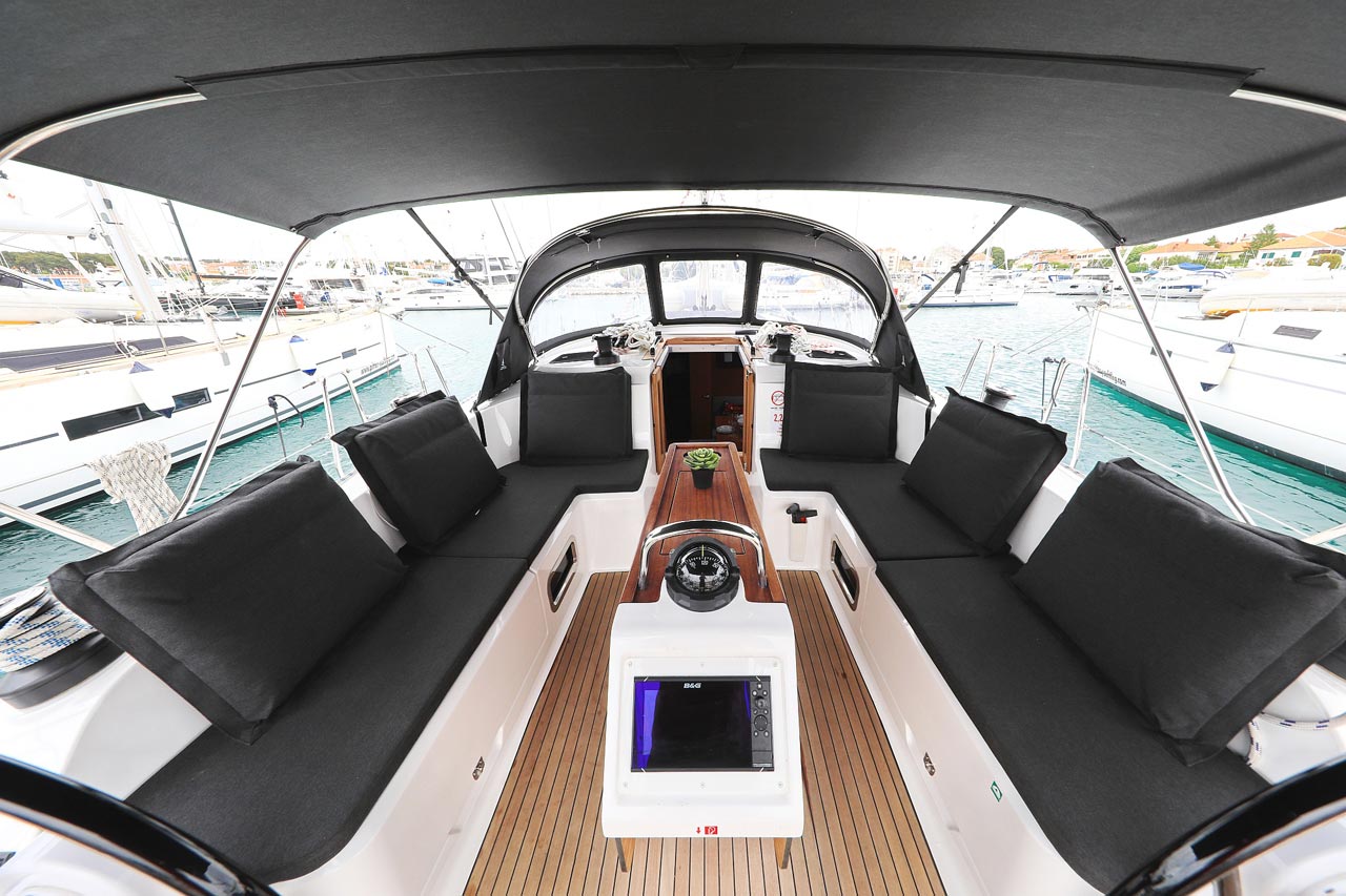 Photo #9 - Bavaria Cruiser 46 - 4 cab. (Enigma) en Biograd - 31449