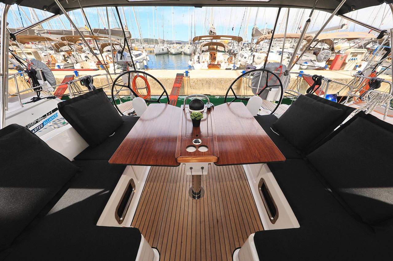 Photo #12 - Bavaria Cruiser 46 - 4 cab. (Aiolos I) en Biograd - 31450