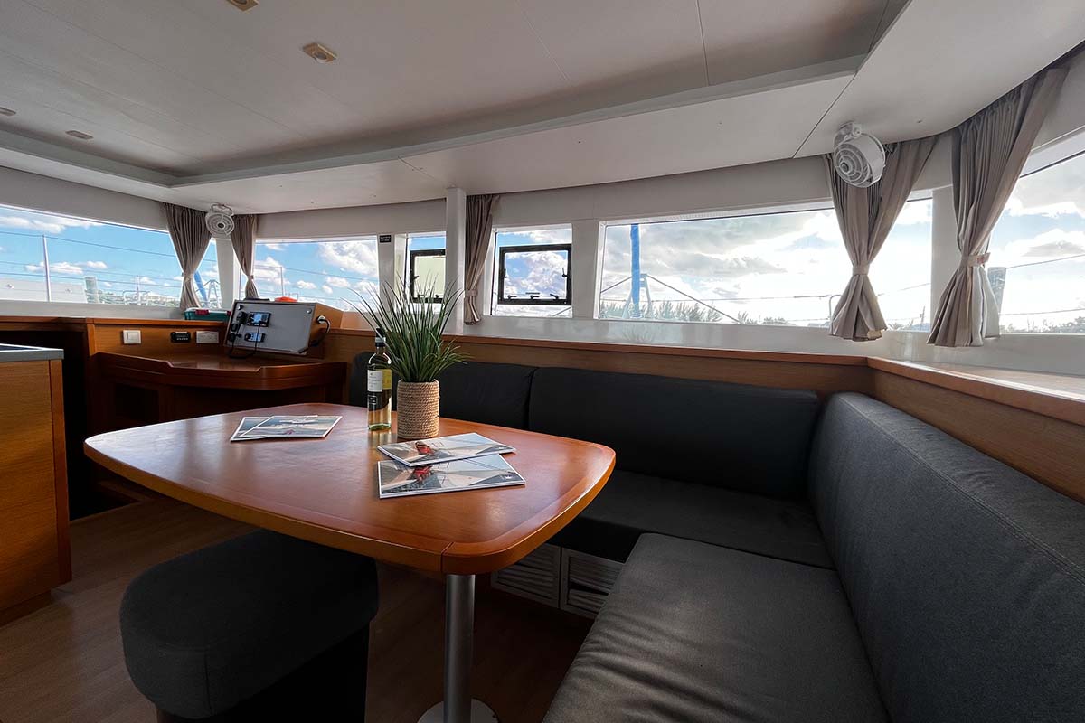 Photo #14 - Lagoon 450 F - 4 + 2 cab. (Cristal) in Marsh Harbour - 31474