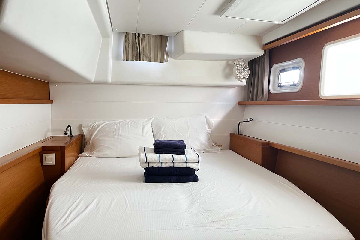 Photo #18 - Lagoon 450 F - 4 + 2 cab. (Cristal) in Marsh Harbour - 31474