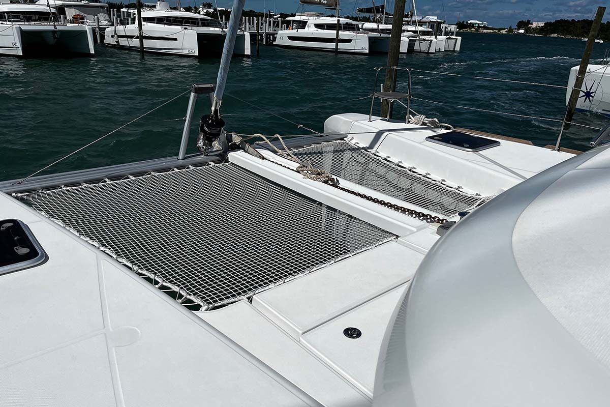 Photo #7 - Lagoon 40 - 4 + 2 cab (Indie Vortex) in Marsh Harbour - 31481