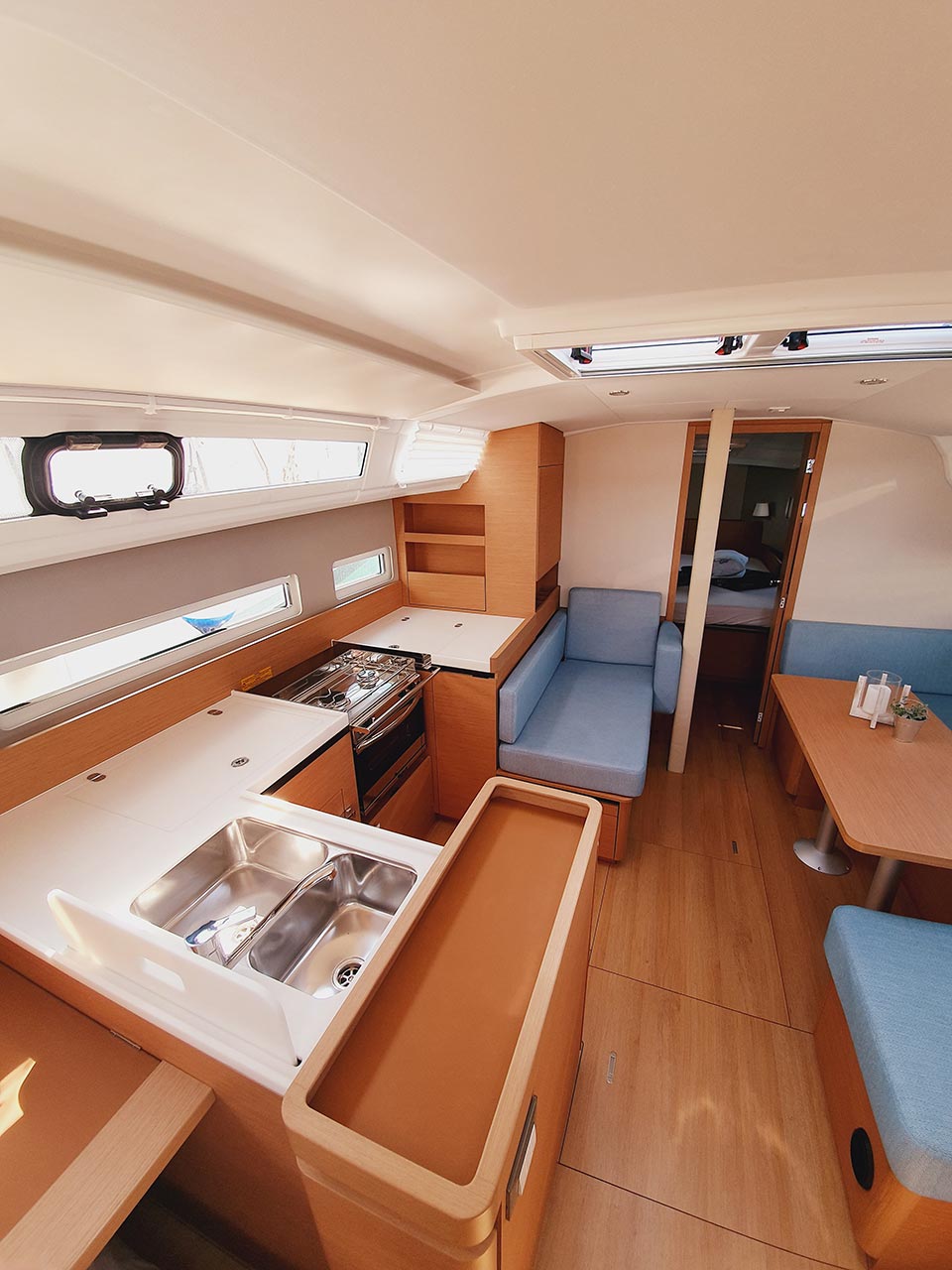 Photo #6 - Sun Odyssey 410 - 3 cab. (Kalumina) en Murter - 31483