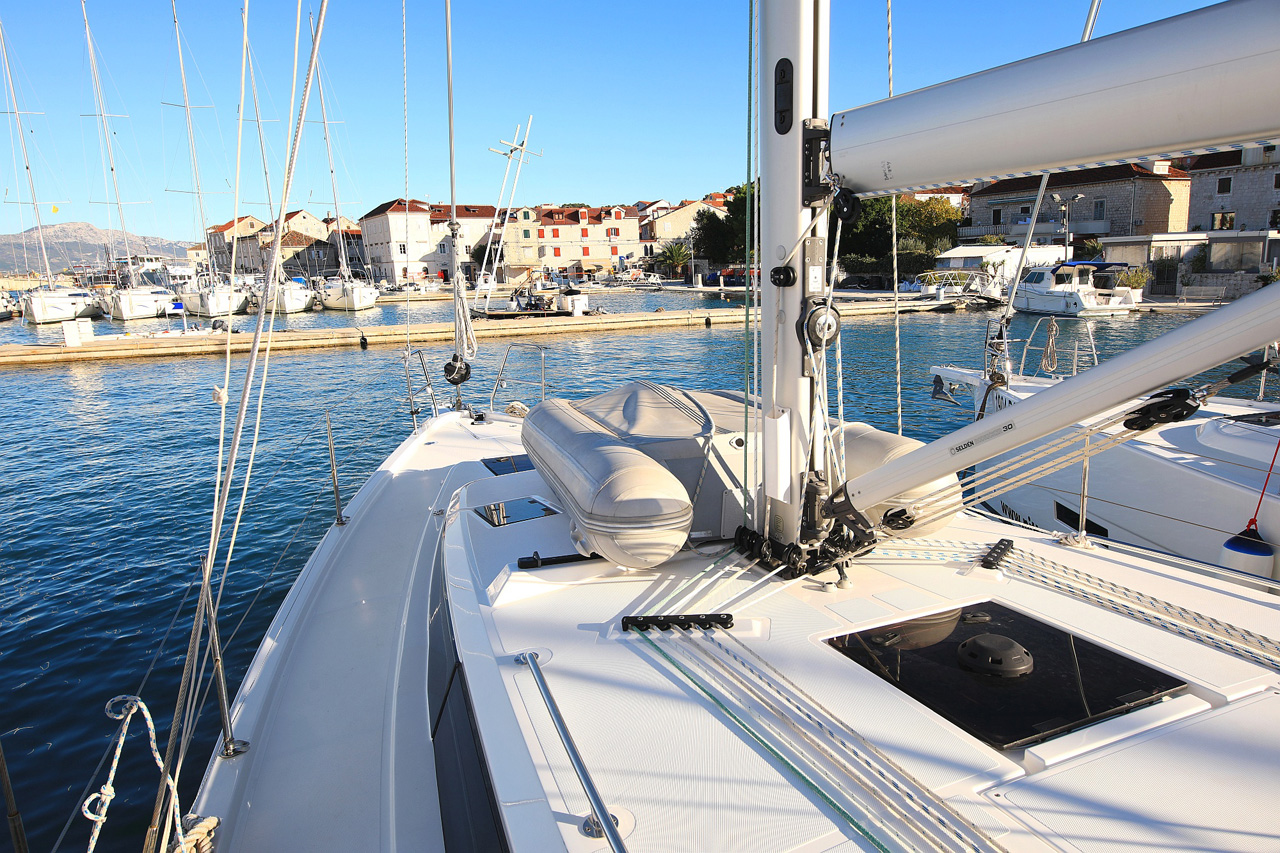 Photo #4 - Bavaria C42 Style (Lizzy) en Trogir - 31487