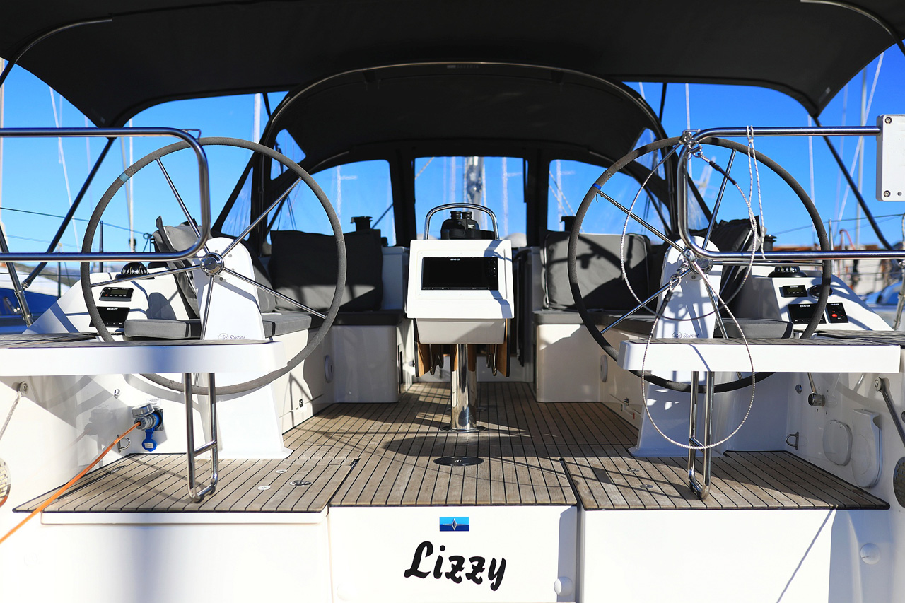 Photo #7 - Bavaria C42 Style (Lizzy) en Trogir - 31487
