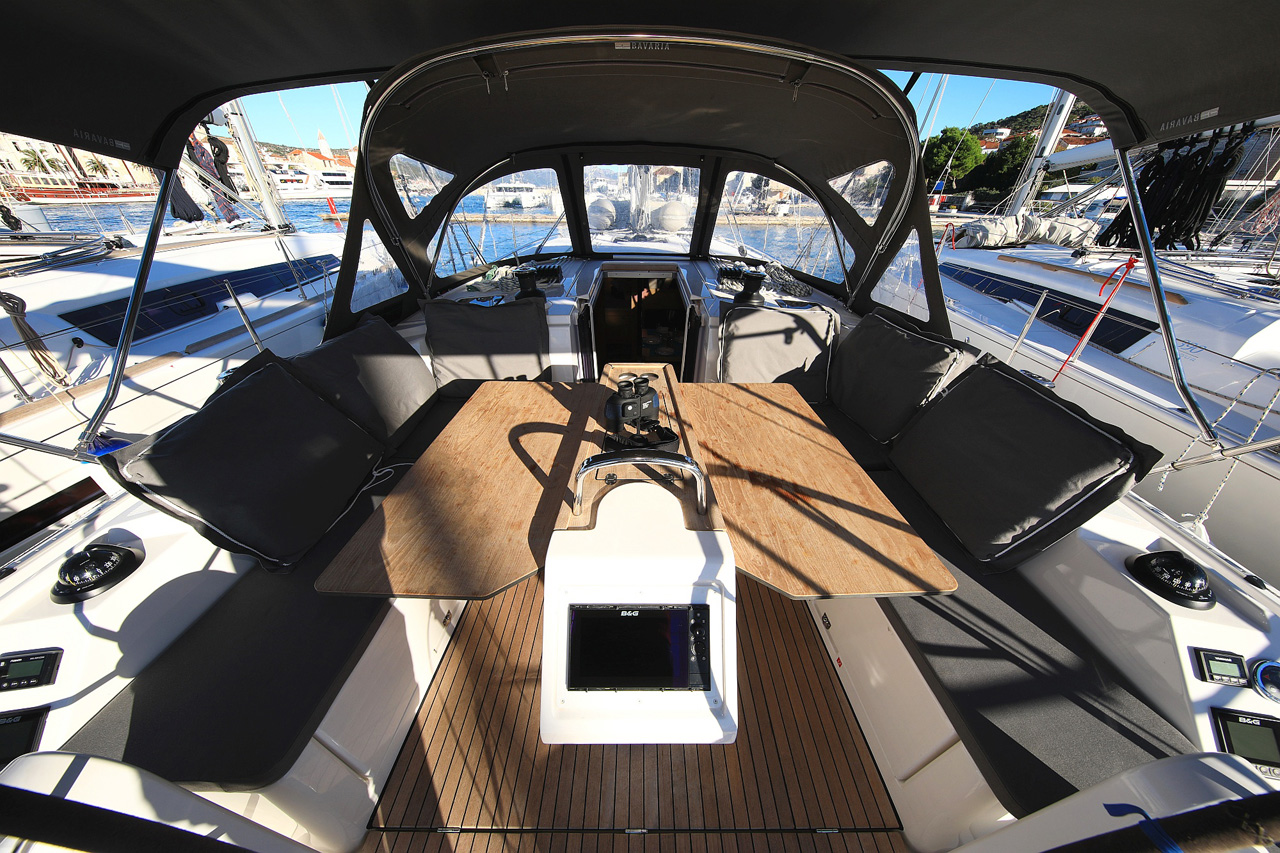 Photo #10 - Bavaria C42 Style (Lizzy) en Trogir - 31487