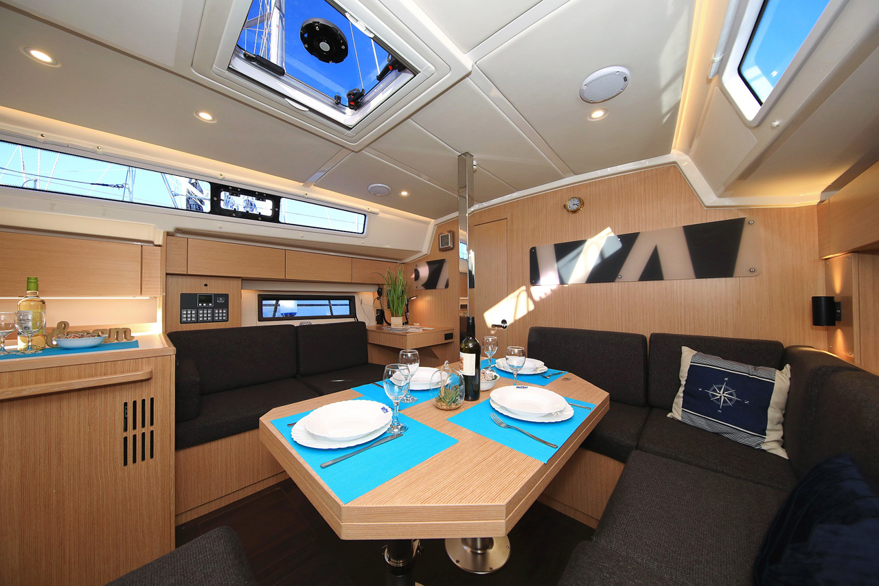 Photo #14 - Bavaria C42 Style (Lizzy) en Trogir - 31487