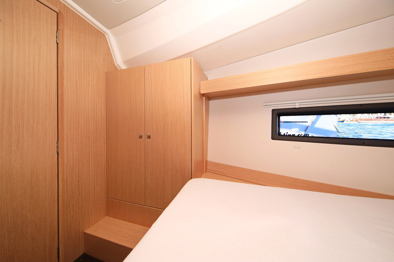 Photo #21 - Bavaria C42 Style (Lizzy) en Trogir - 31487
