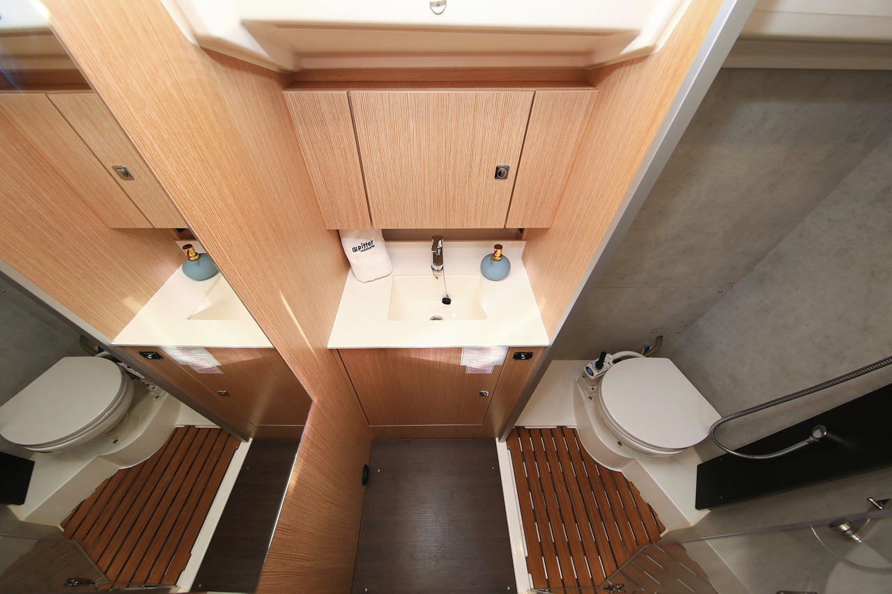 Photo #26 - Bavaria C42 Style (Lizzy) en Trogir - 31487
