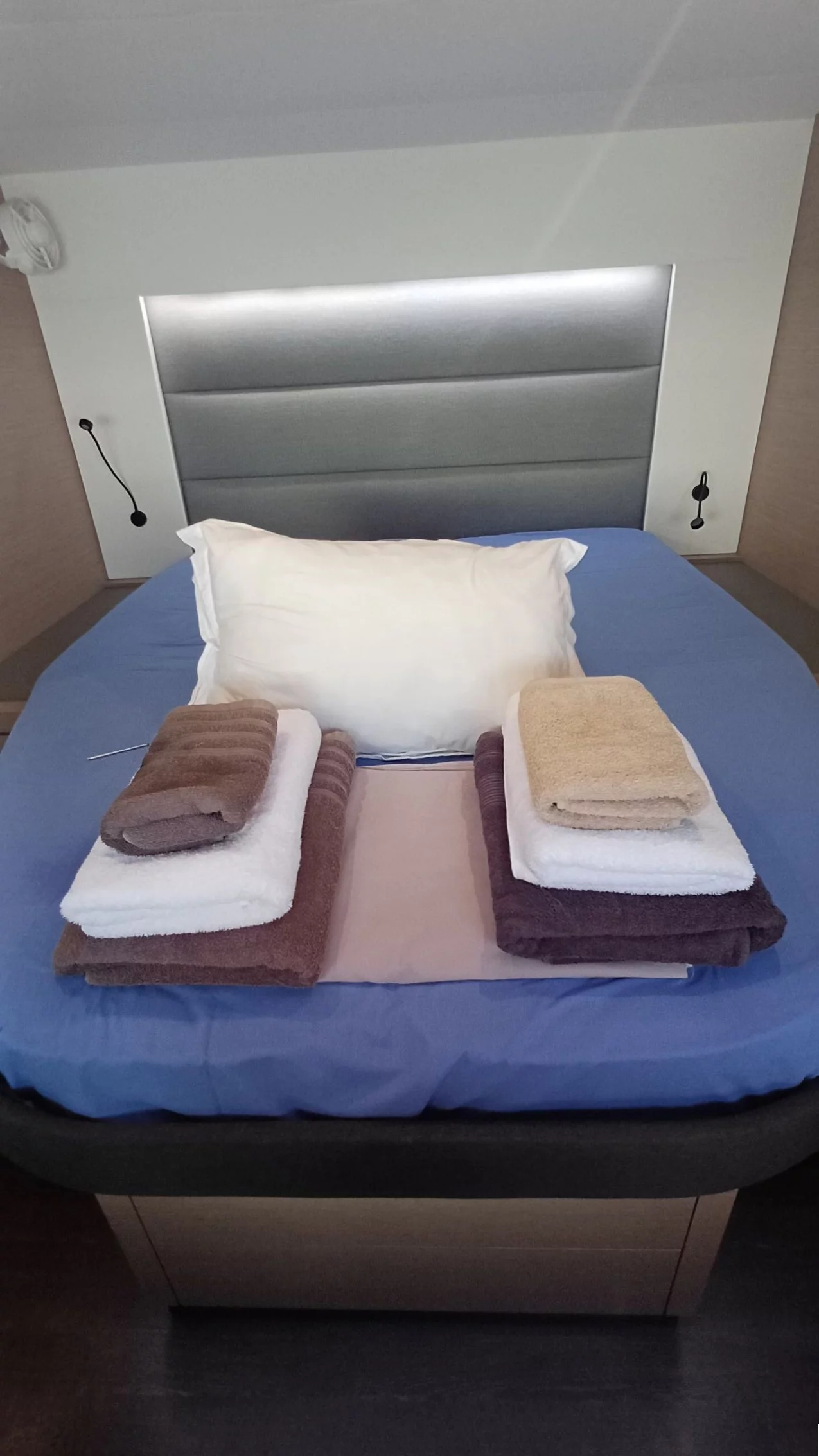 Fountaine Pajot Saona 47 Quintet - 5 + 1 cab. (BEYOND)  - 8