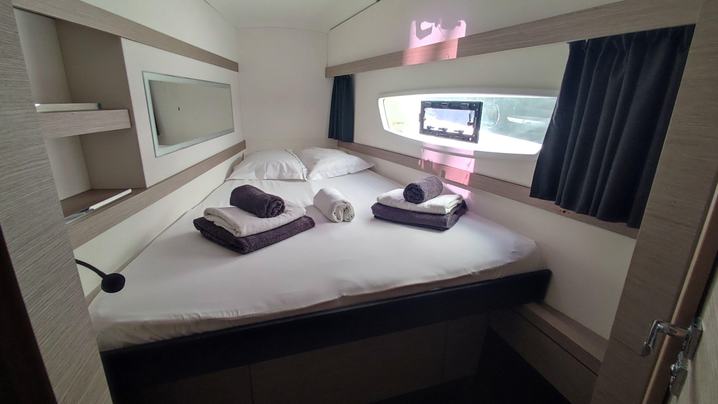 Photo #15 - Fountaine Pajot Lucia 40 - 4 cab. (SALAKO II) in Bas du fort - 31627