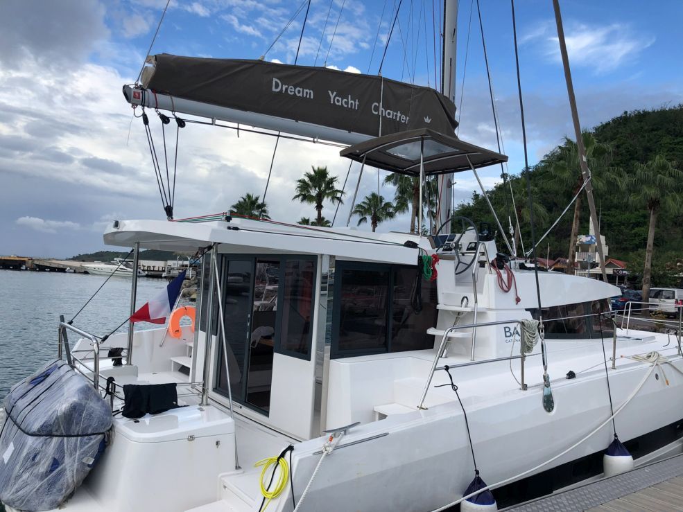 Photo #3 - Bali 4.1 - 4 + 2 cab. (LEGOLAS) in Raiatea - 31629