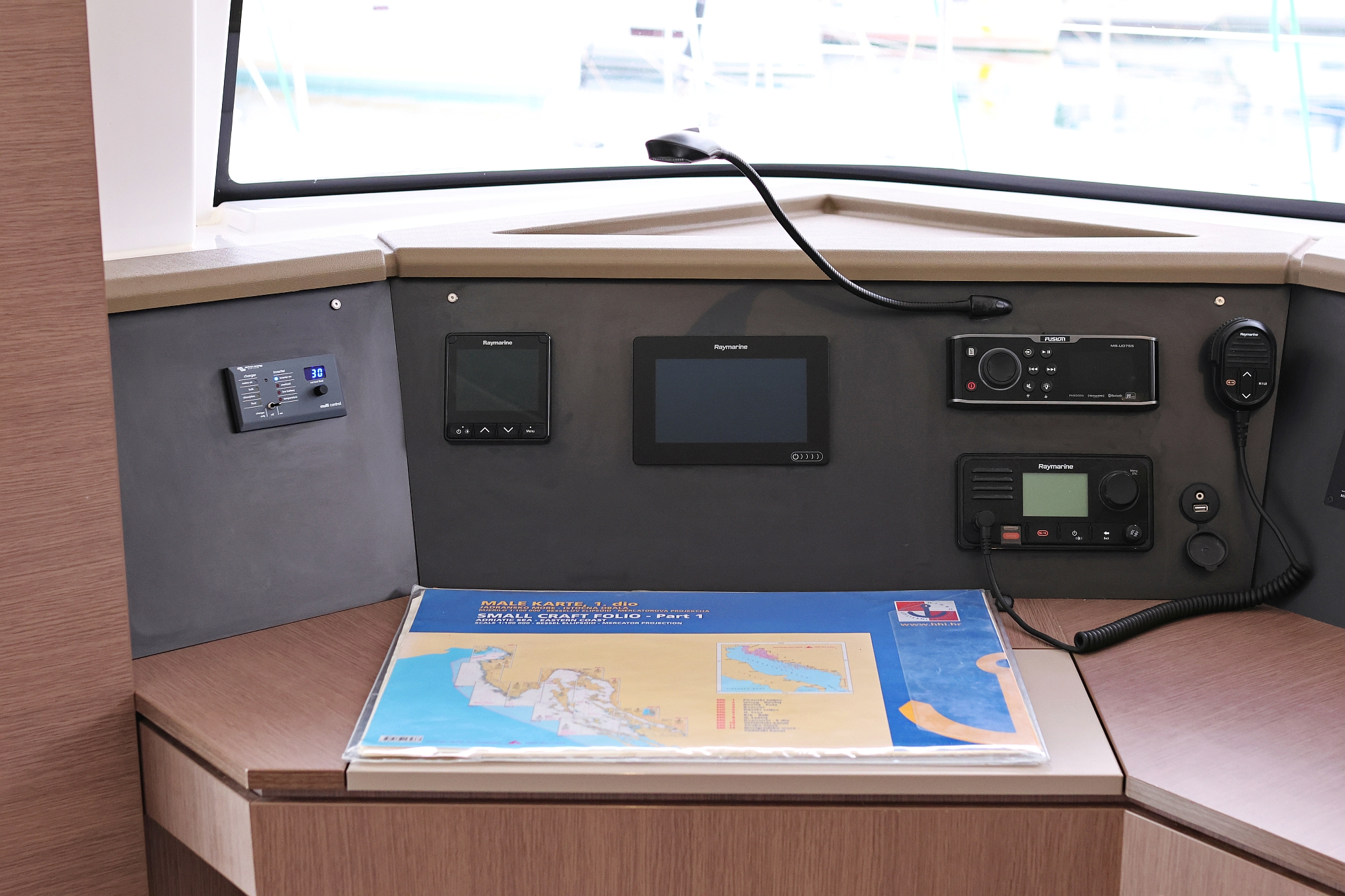 Photo #45 - Bali 4.6 - 5 + 1 cab. (Triton) in Vodice - 31652
