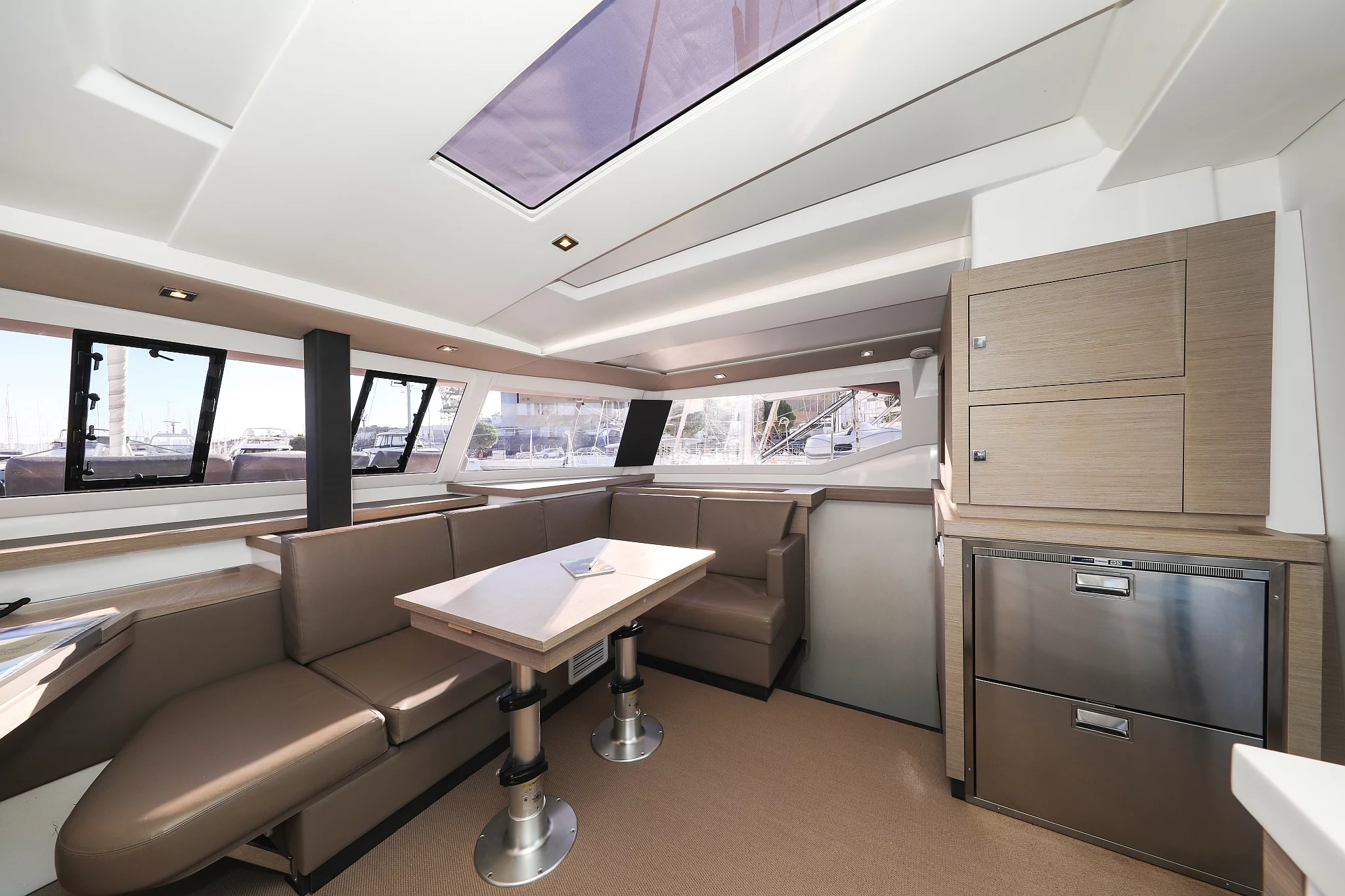 Fountaine Pajot Astrea 42 Quatuor (Macho)  - 16