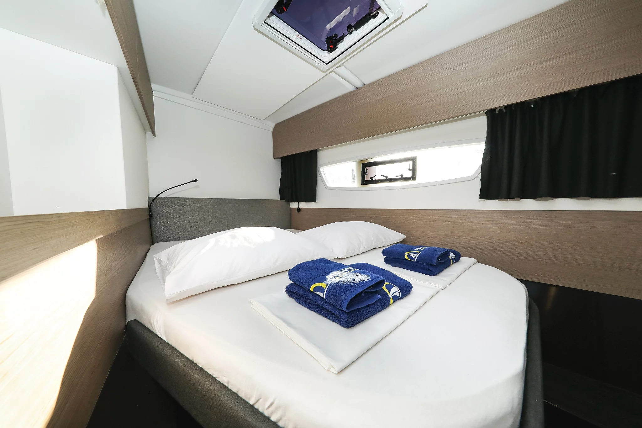 Fountaine Pajot Astrea 42 Quatuor (Macho)  - 29