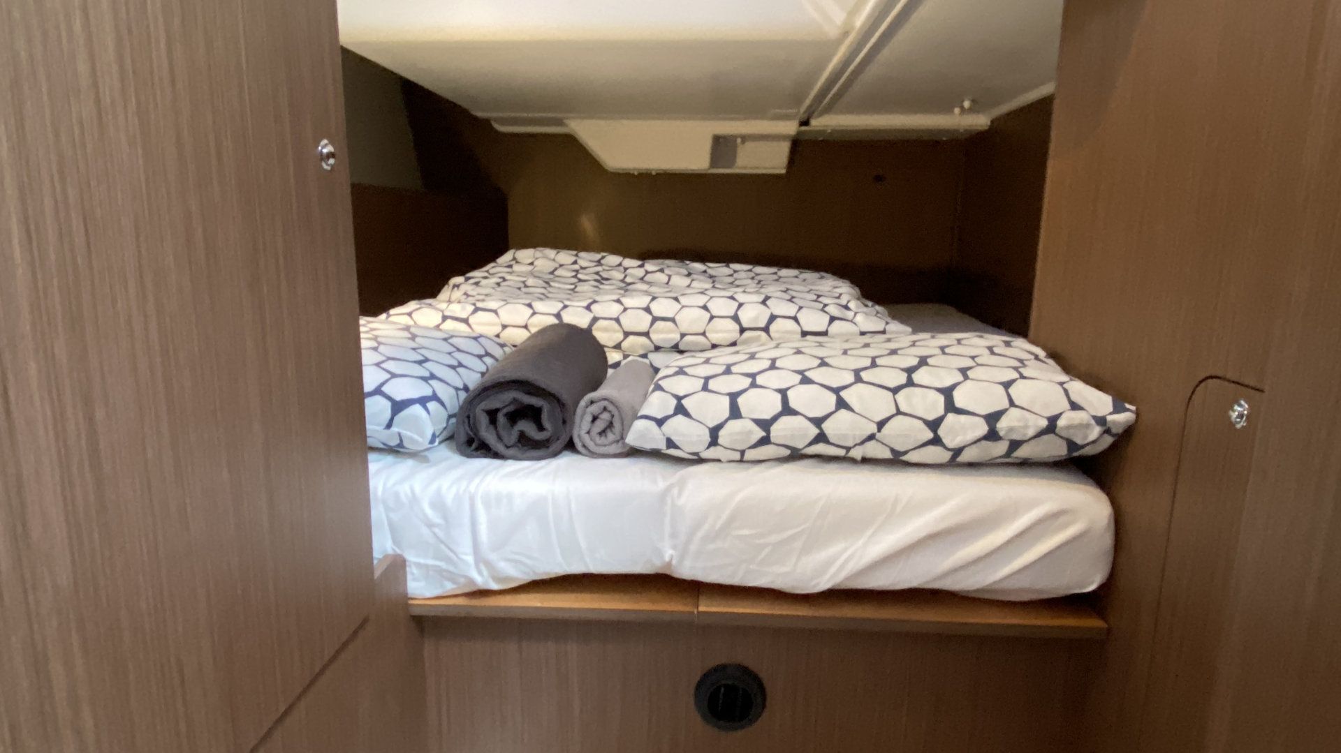Photo #11 - Oceanis 38.1 (Maja) in Pula - 31706