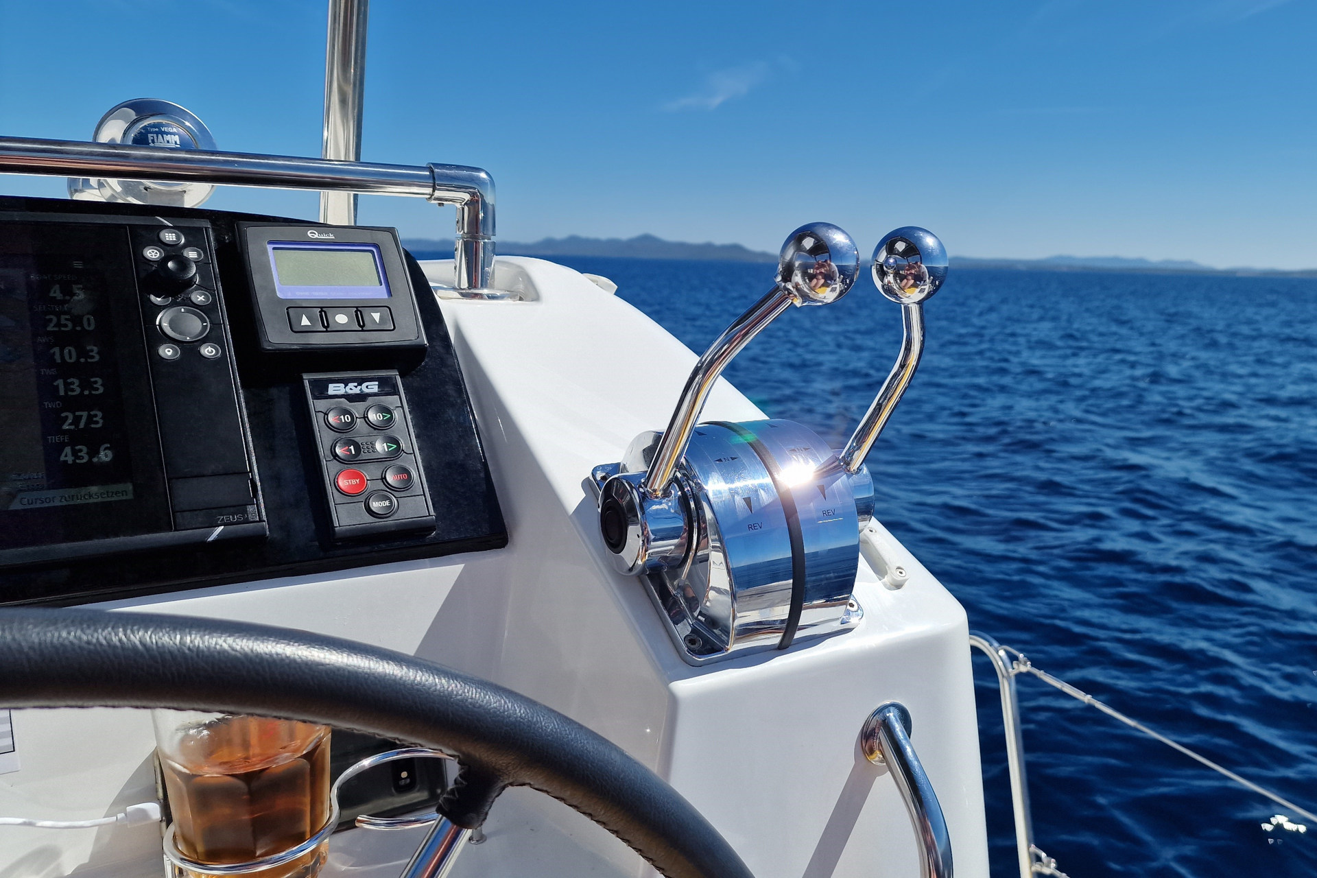 Photo #4 - Lagoon 40 - 4 + 2 cab (Vaiana) in Krk - 31709
