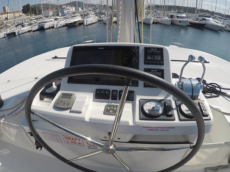 Photo #6 - Lagoon 50 - 6 + 1 cab. (Zuzo I) in Sibenik - 31731