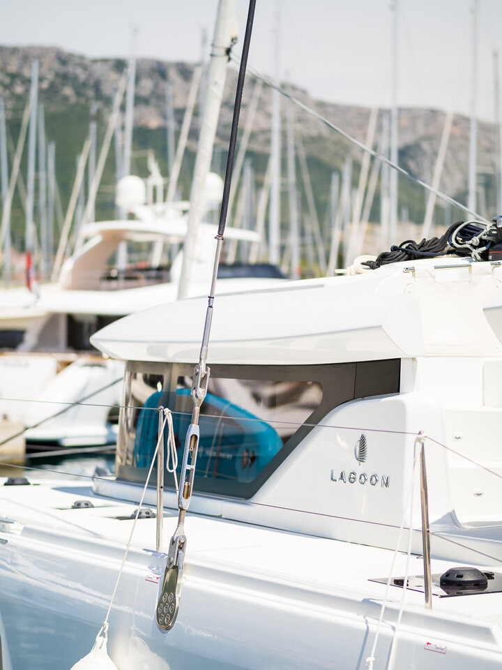 Photo #4 - Lagoon 46 - 4 + 2 cab. (Madame El Grande) in Kastela - 31780