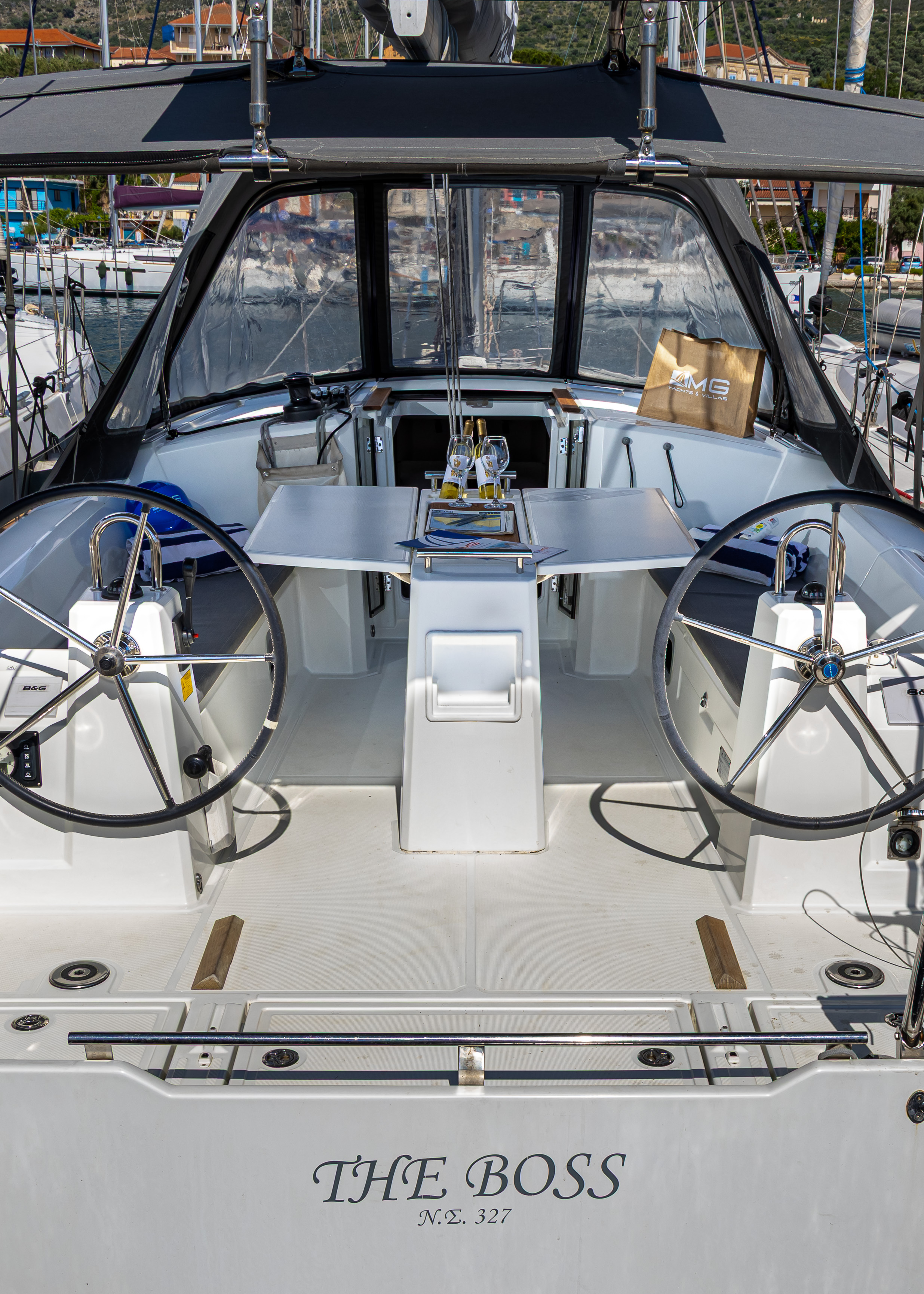 Photo #5 - Oceanis 38.1 (The Boss) en Paleros - 31786