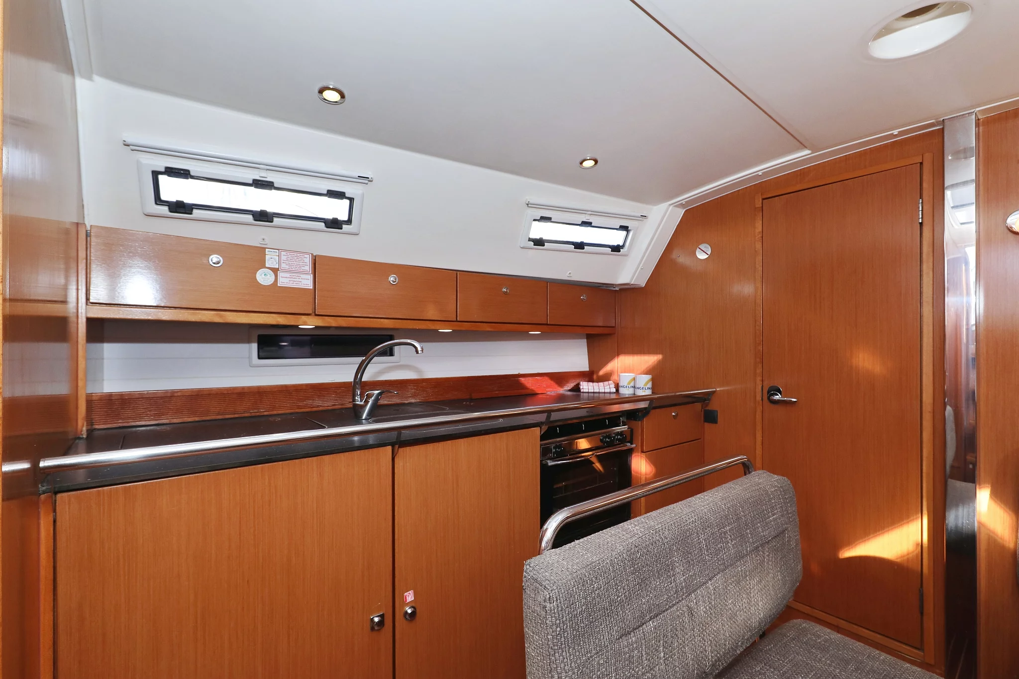 Bavaria Cruiser 40 S (Silver Arrow)  - 15
