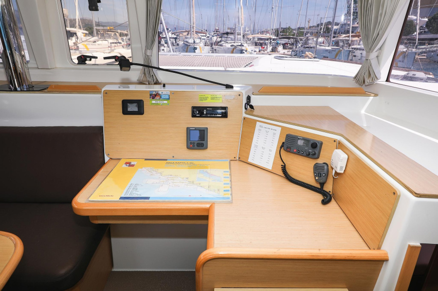 Photo #8 - Lagoon 400 - 4 + 2 cab. (My Star) en Trogir - 31816