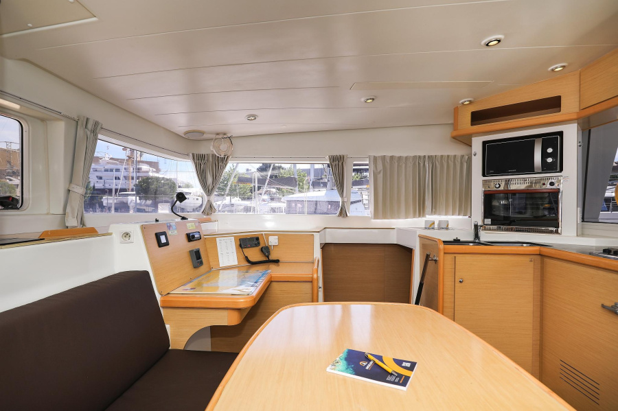 Photo #9 - Lagoon 400 - 4 + 2 cab. (My Star) en Trogir - 31816