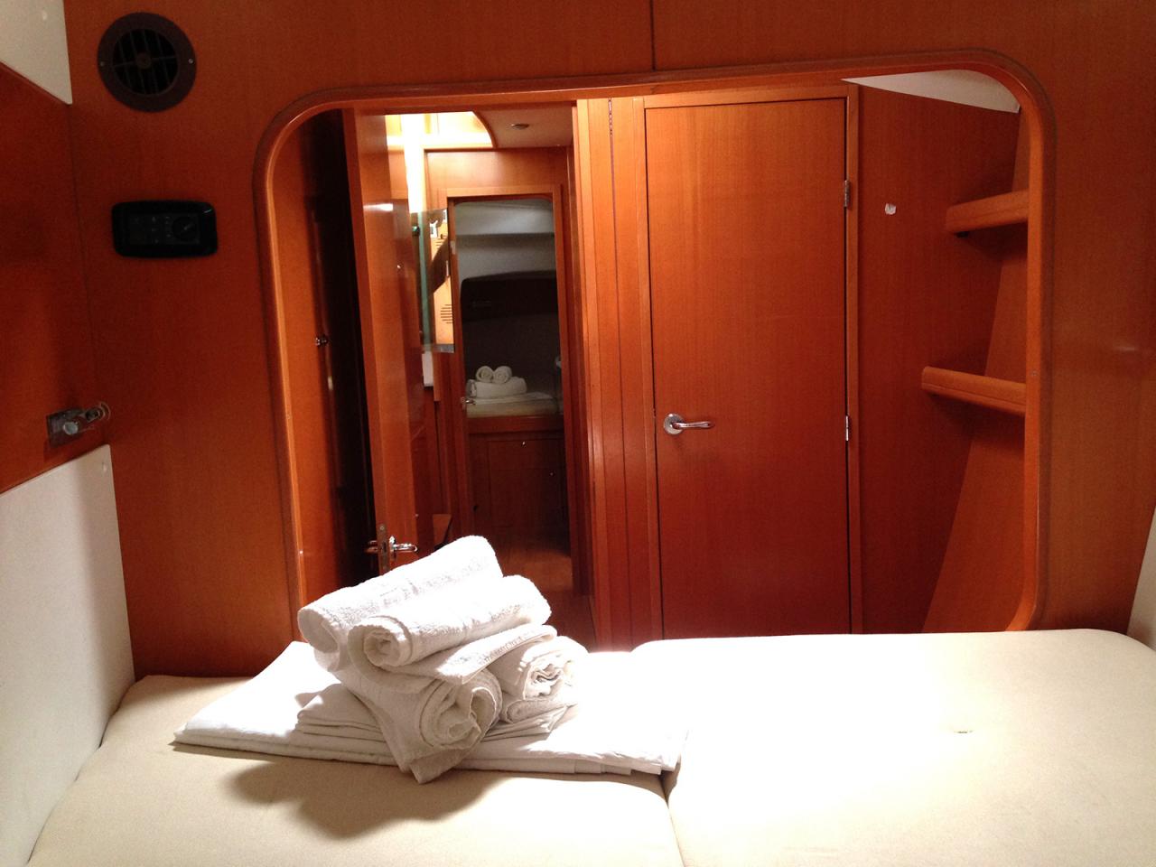 Photo #11 - Lagoon 440 - 6 cab. (Georgina) en Chalkoutsi - 31837