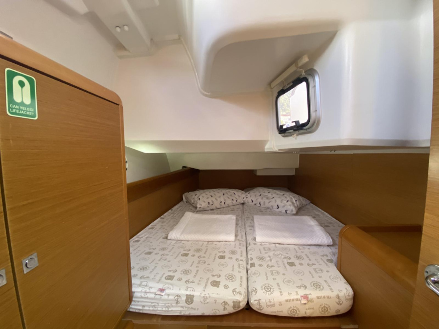 Photo #9 - Sun Odyssey 439 (Toya) in Fethiye - 31847