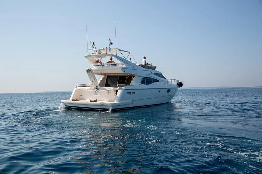 Ferretti Yachts 590 (Rogue)  - 3