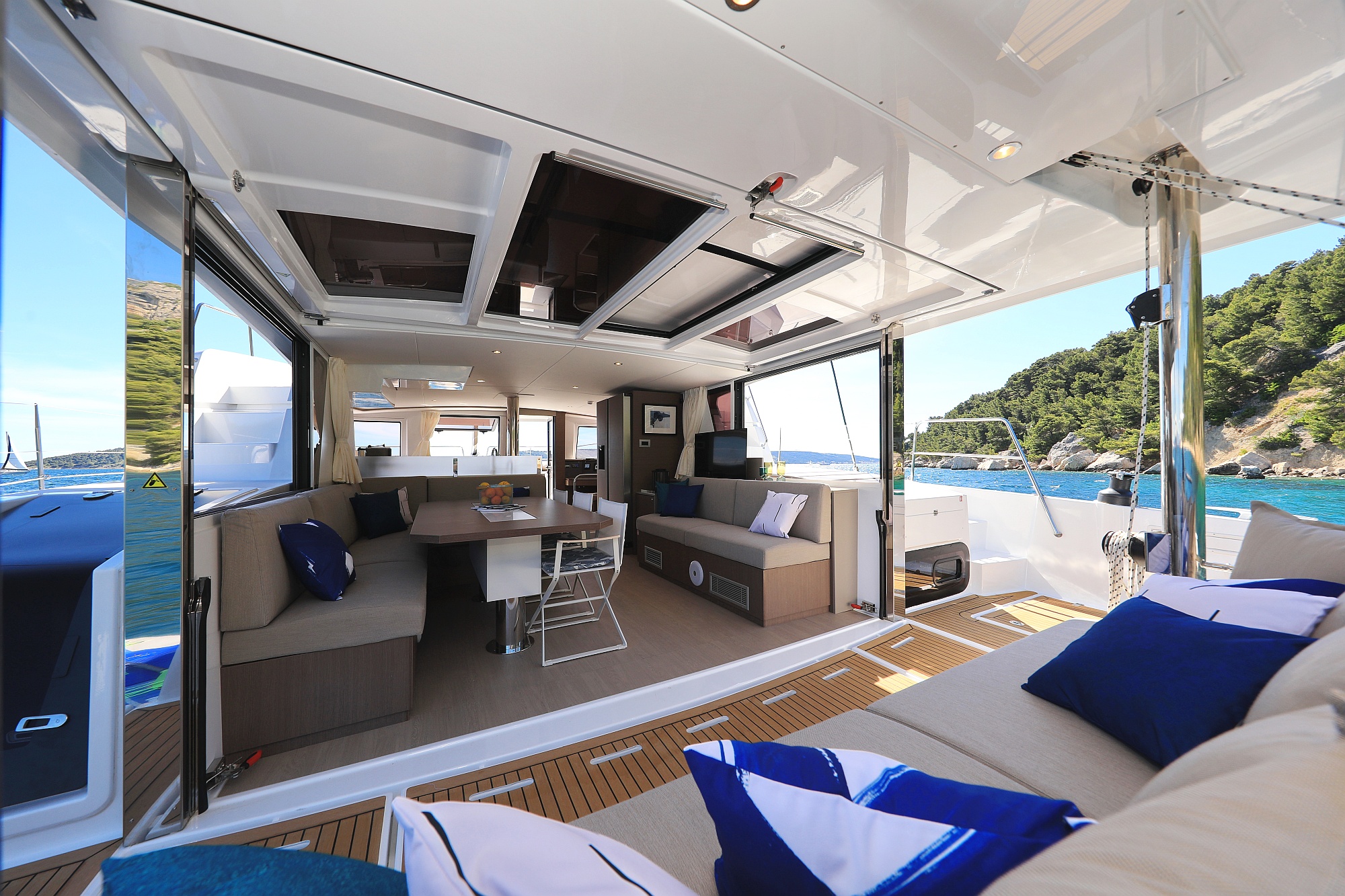 Photo #18 - Bali 4.6 - 5 + 2 cab. (Joie de vivre) in Trogir - 31878