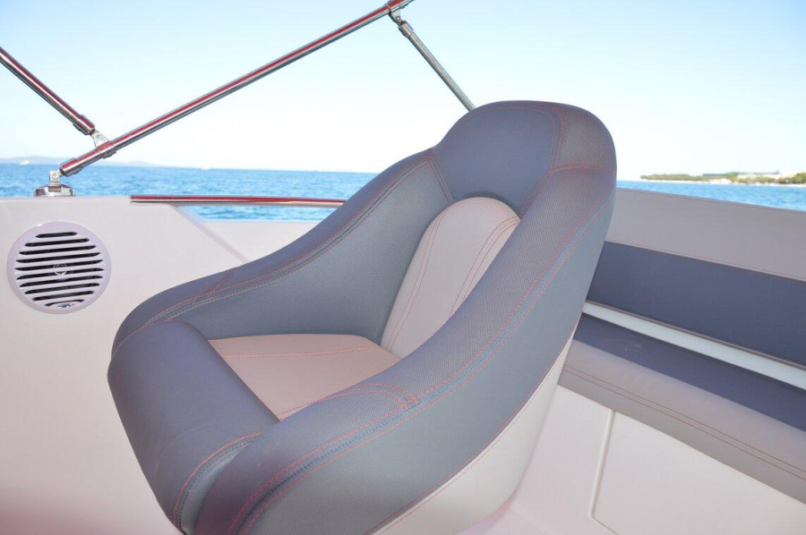 Photo #9 - Marine Time 565 Sundeck (Marine Time 565) in Petrane - 31933